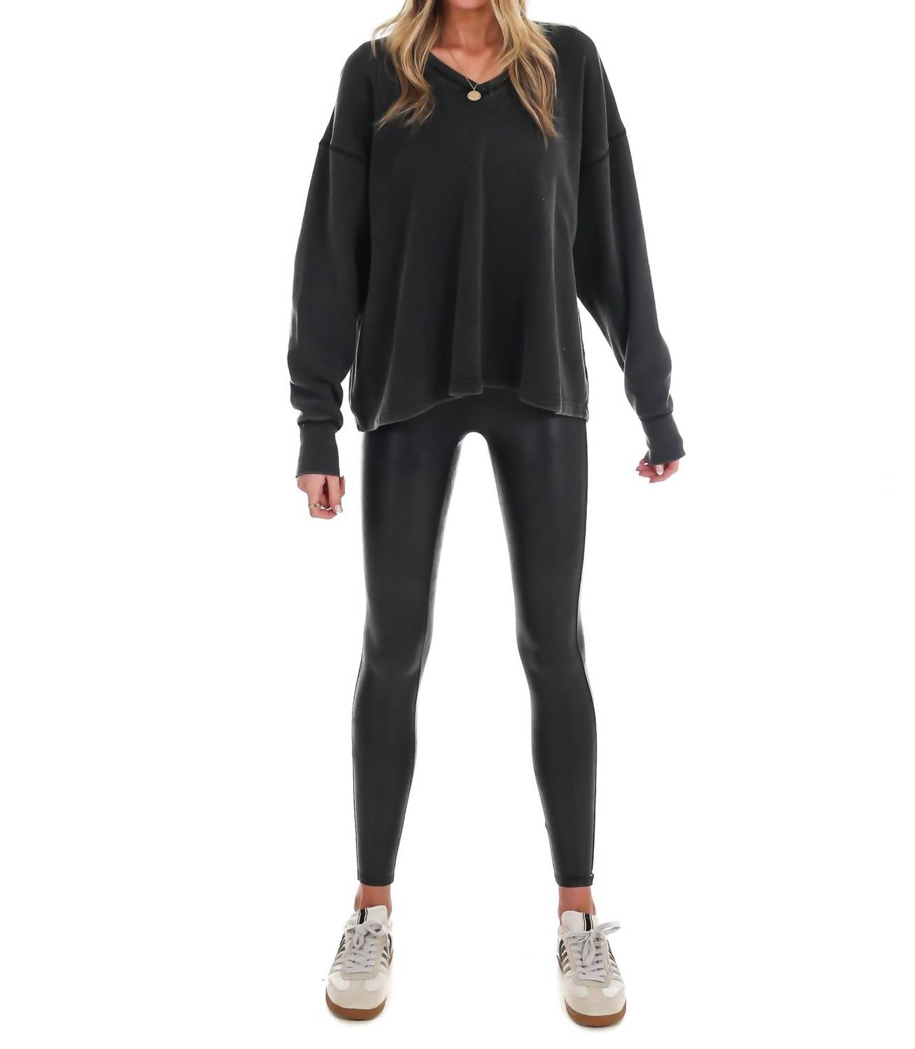Hyfve - Urban Fade Oversized V-Neck Sweatshirt