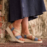 Born - Women's Kasady Wedge
