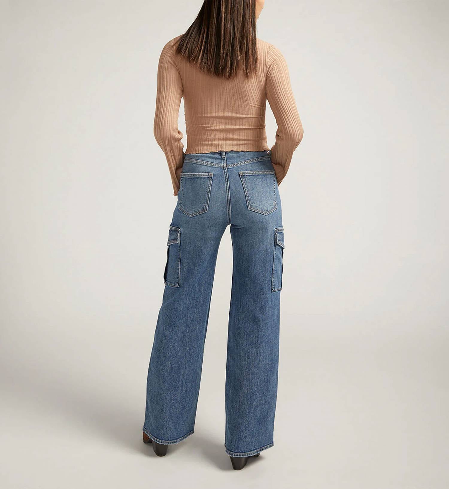 Silver Jeans Co - Mid Rise Wide Leg Cargo Jeans
