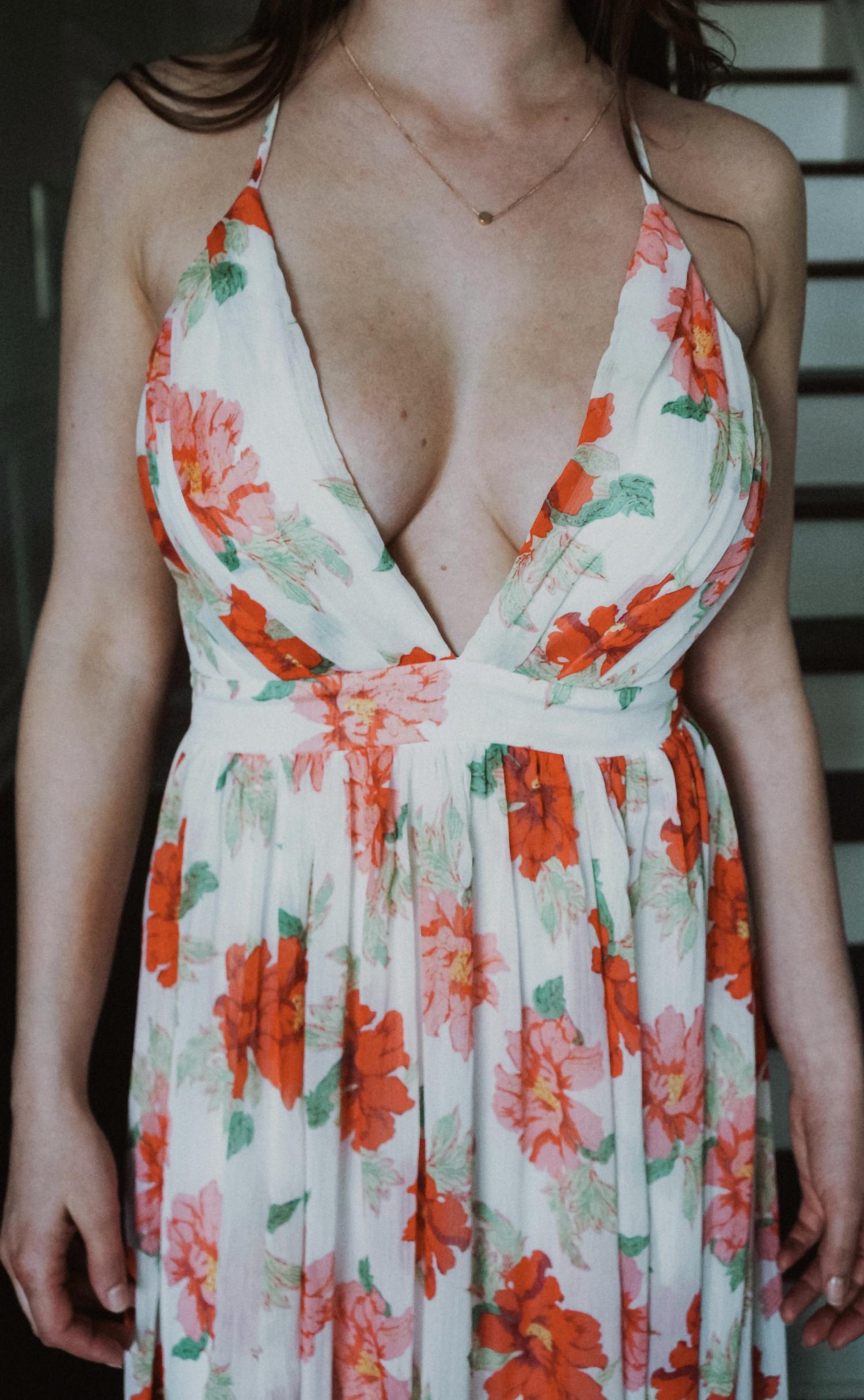 The Clothing Company - Front Pleats Detail Maxi Flower Dress