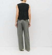 Mod Ref - Gathered Neck Sleeveless Top