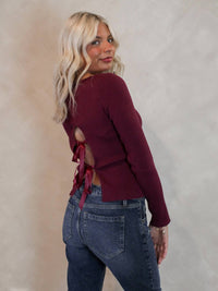 Le Lis - Homecoming Bow Sweater