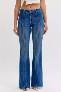 CELLO Mid-rise Flare Jeans in medium wash blue - women's jeans - detail view