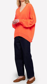 Brodie Cashmere - Verity V Neck Sweater