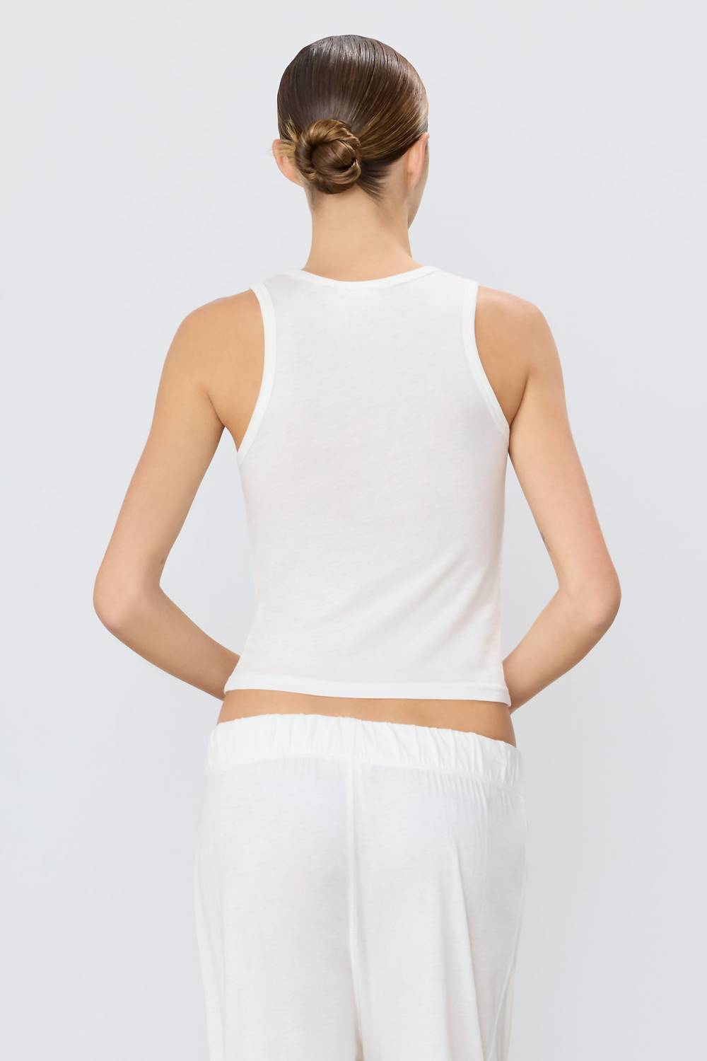 Eterne - Fitted Tank Top