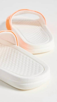 Apl - Women's Big Logo Techloom Slide