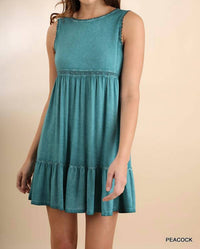 Umgee - Sleeveless With Lace Detail Crisscross Back Dress