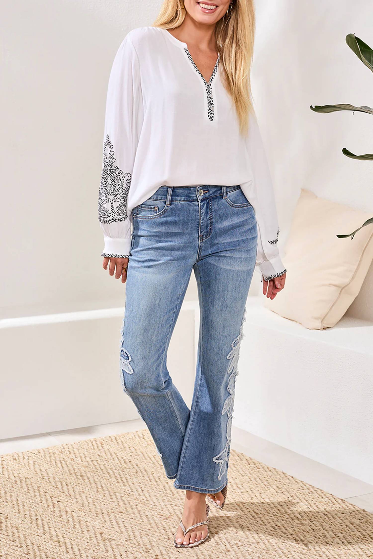Tribal - Sophia Curvy Flare Jeans With Denim Applique