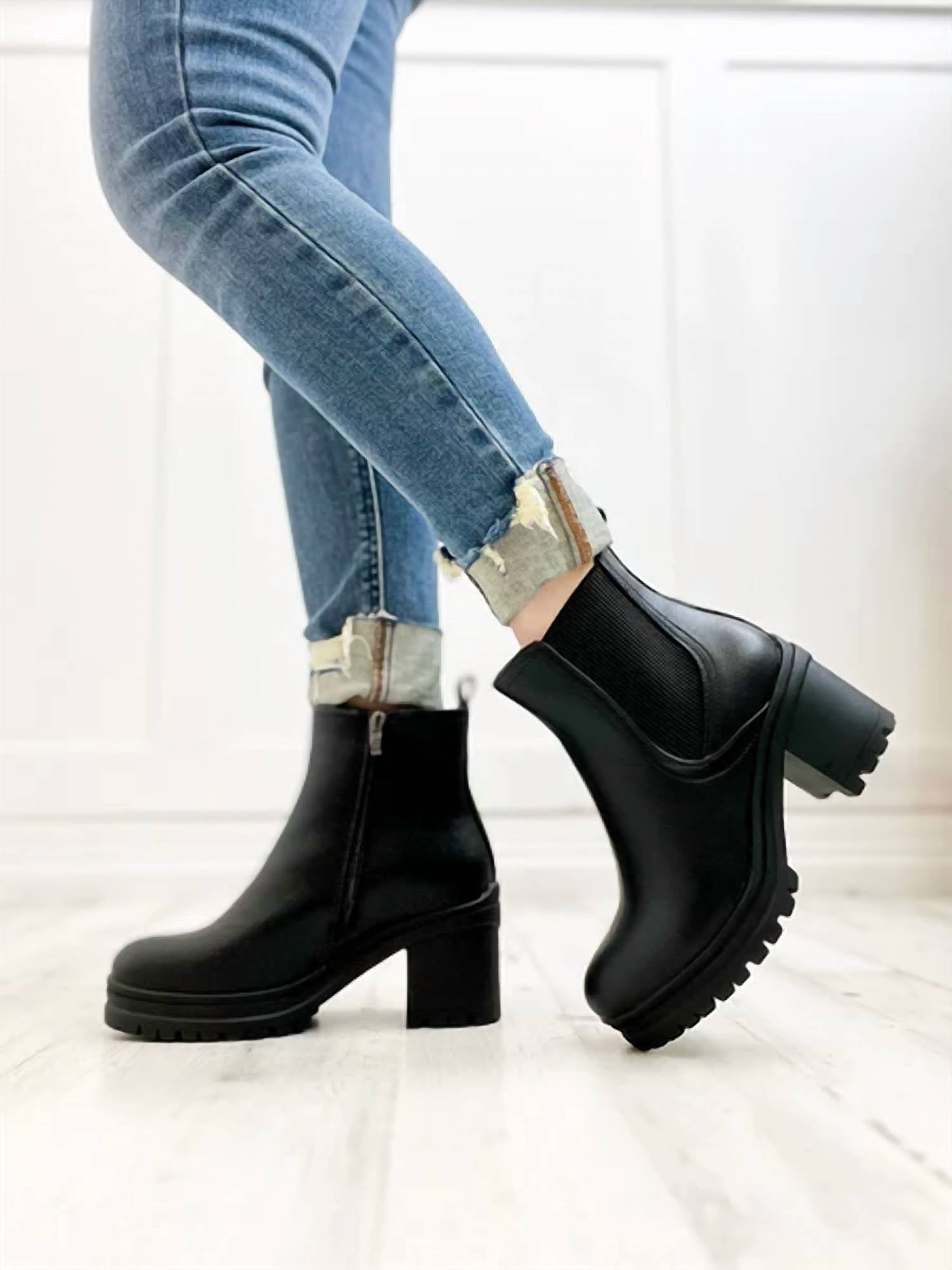Corkys Footwear - Women's Trust Issues Booties