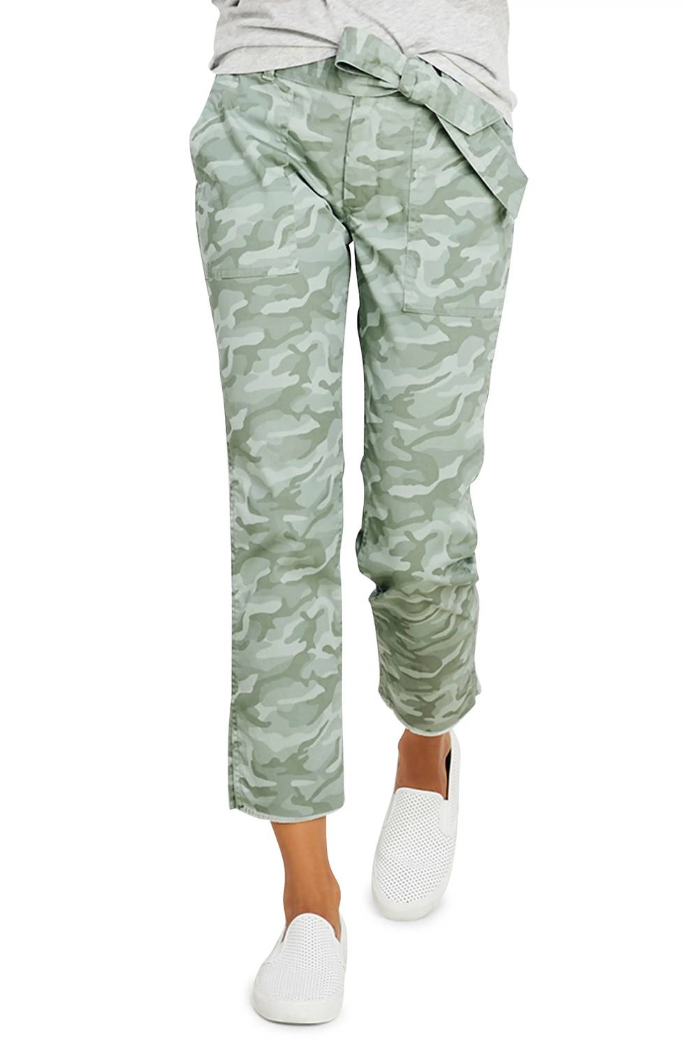 Vineyard Vines - Tied Waist Camo Every Day Utility Chino Pants