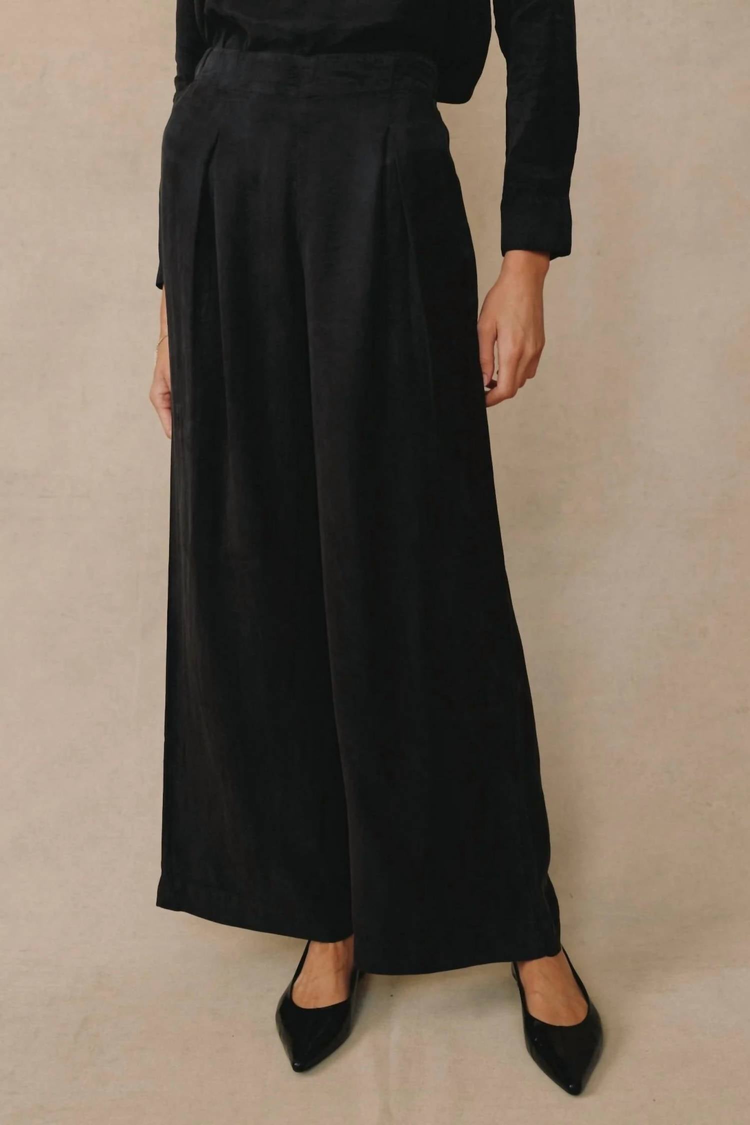 Bella Dahl - Inverted Pleat Wide Leg Pant