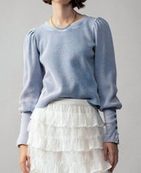 Urban Daizy - Heirloom Button-cuff Top