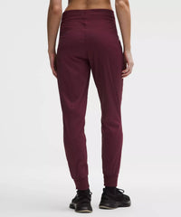 Lululemon - Dance Studio Mid-rise Jogger