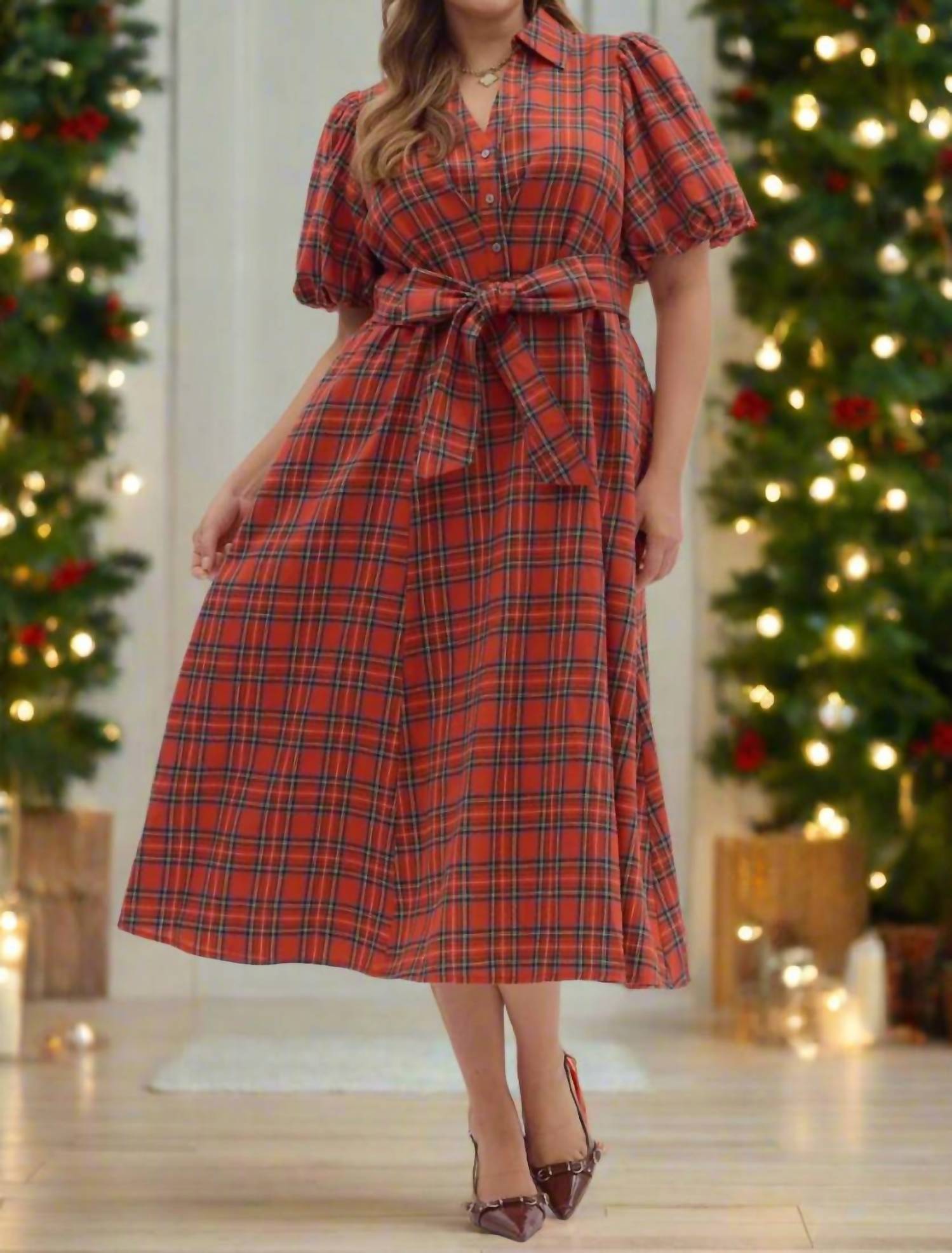 entro Plaid Puff Sleeve Midi Dress With Waist Tie - Plus in holiday red - women's dress