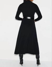 Ann Mashburn - Long-sleeved Charlotte Midi Dress