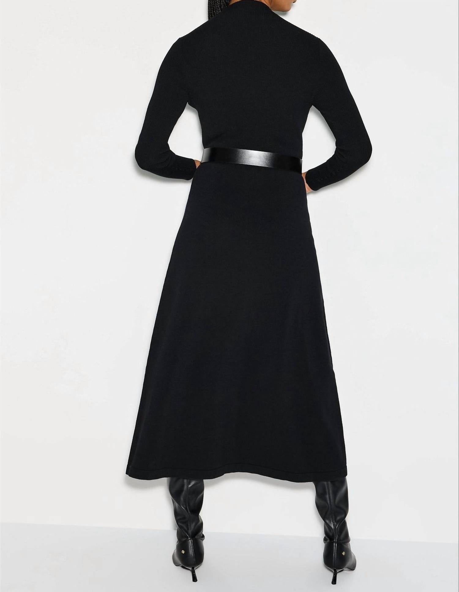 Ann Mashburn - Long-sleeved Charlotte Midi Dress
