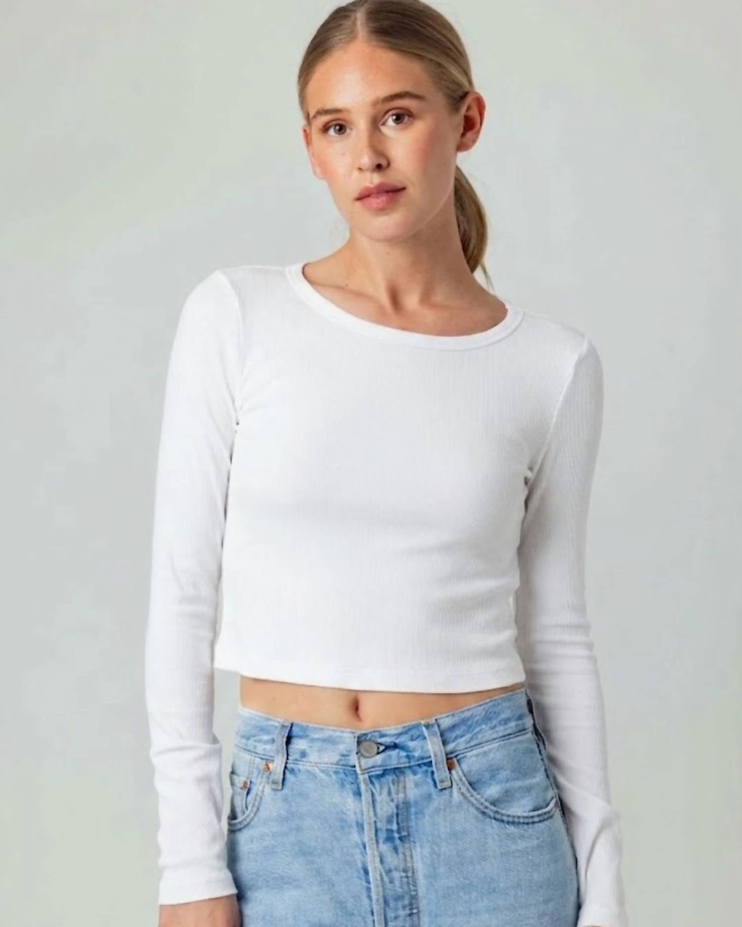 Sundays - Wren Crewneck Tee