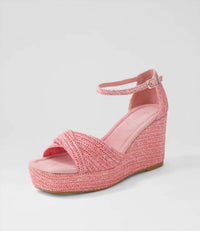 Django & Juliette - Women's Buckled Ankle Strap Wedge Sandals