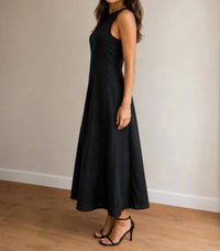Elie Tahari - Sleeveless Maxi Dress