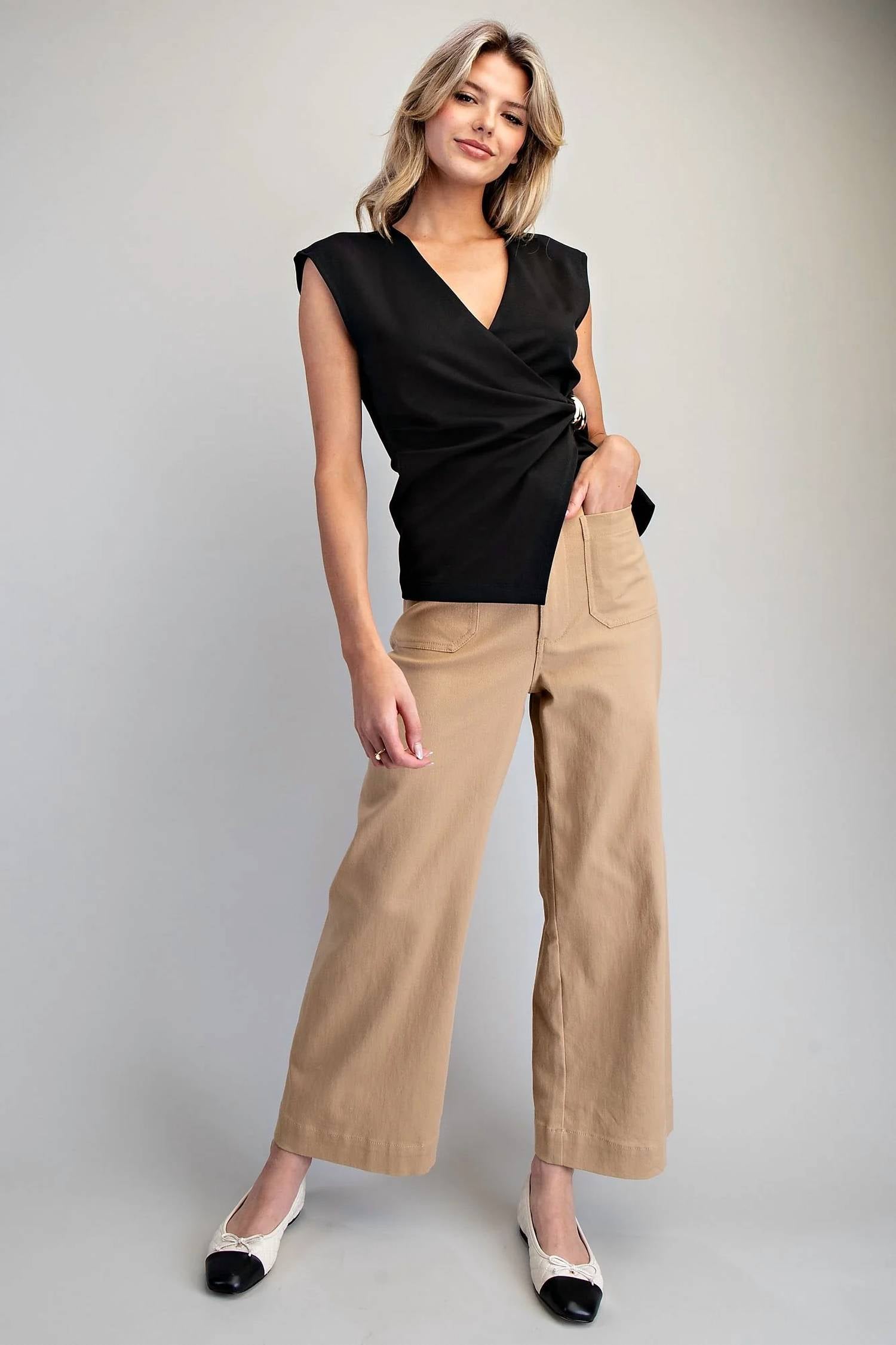 Ee:Some - Modern Muse Wide-Leg Pants