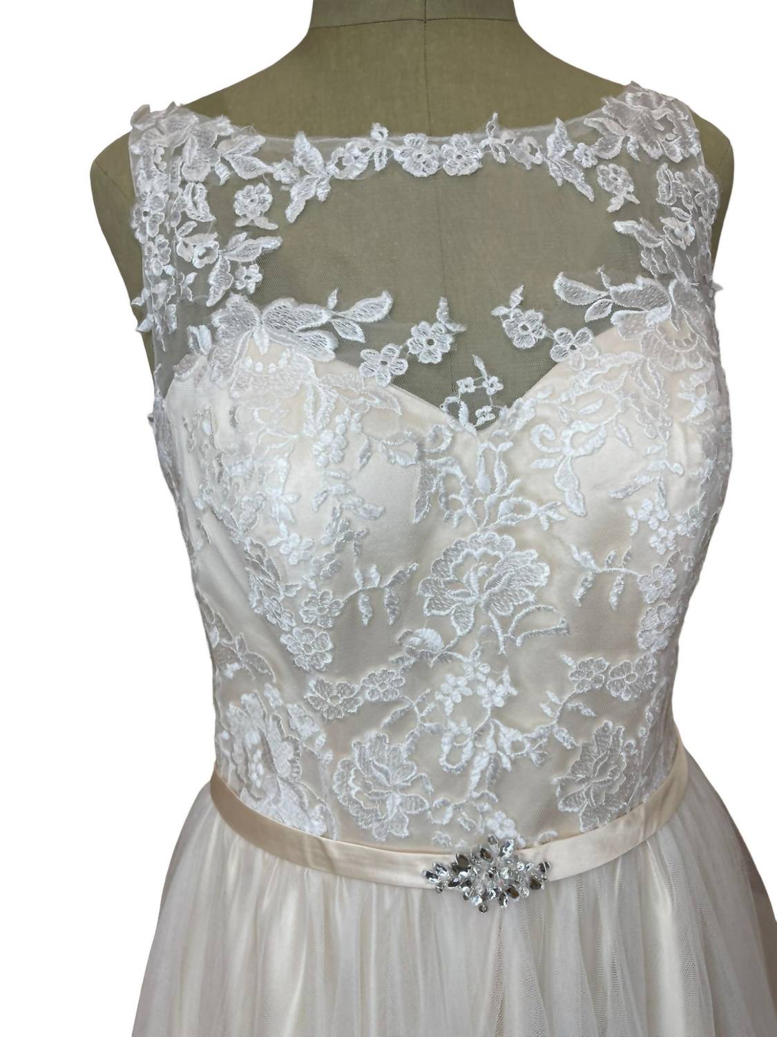 Moonlight - Women's Sleeveless Wedding Dress