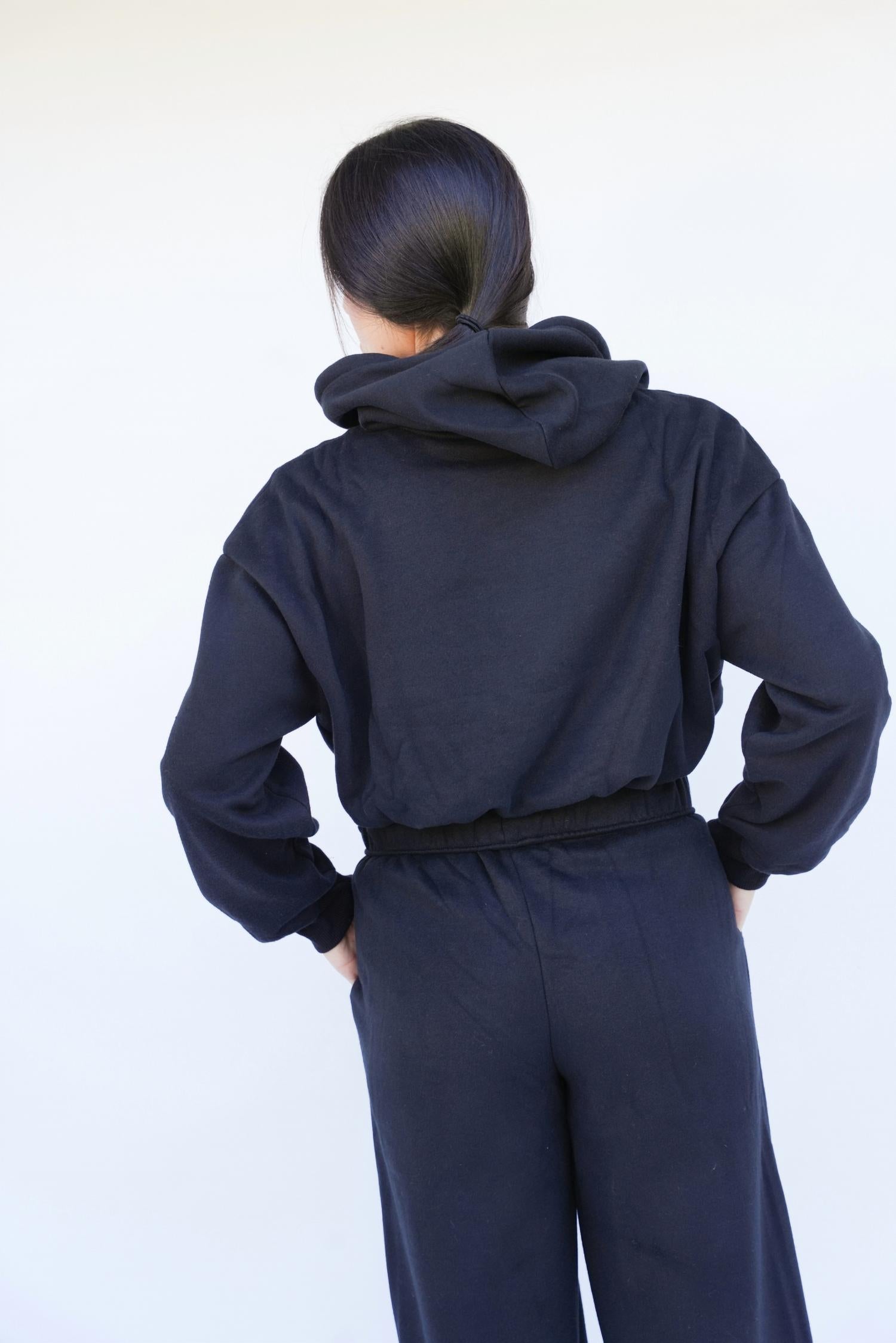 Falcon Park - Hunter Cropped Hoodie