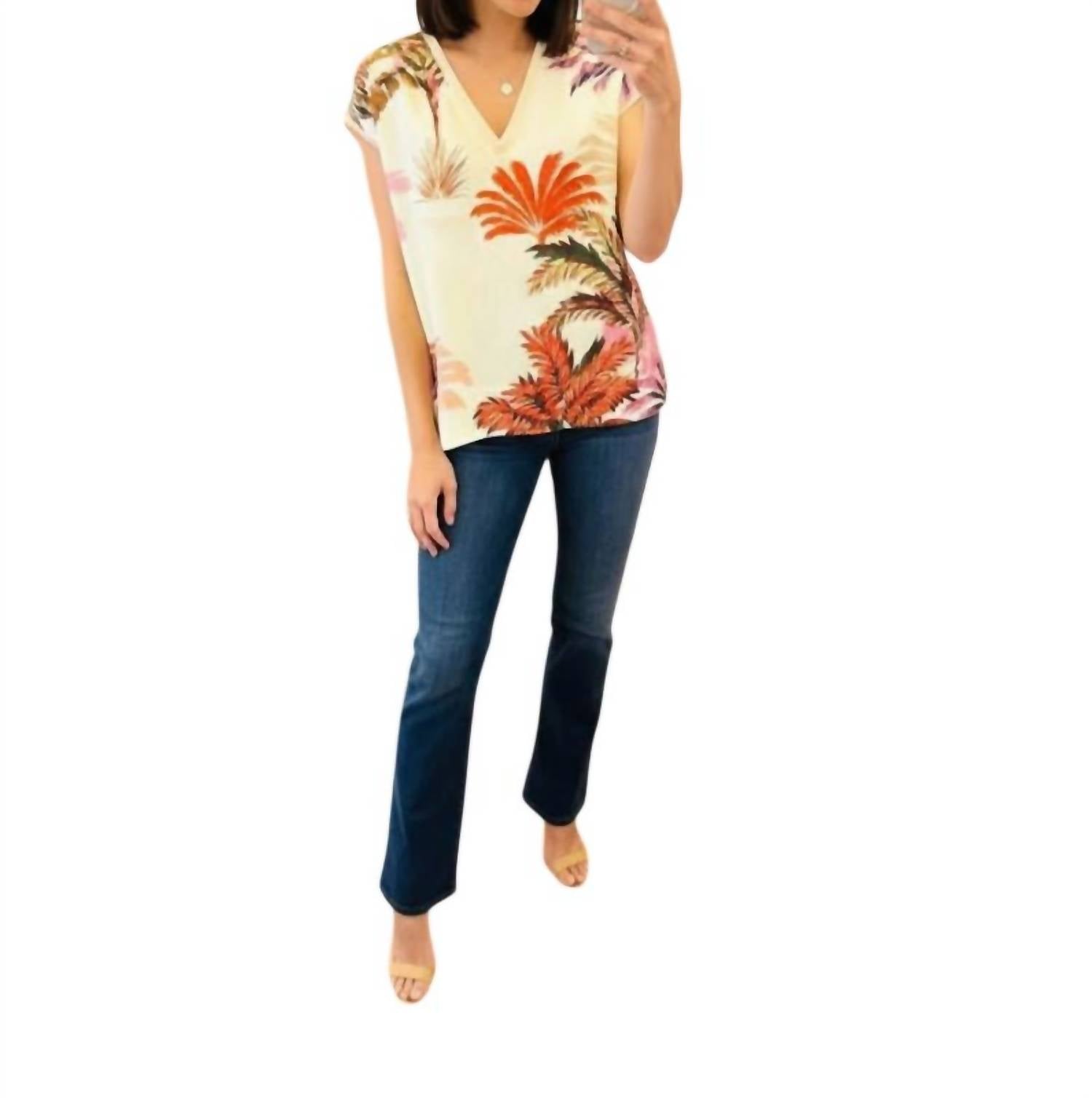 Monoplaza - Carmen V-neck Boxy Linen Blend Top