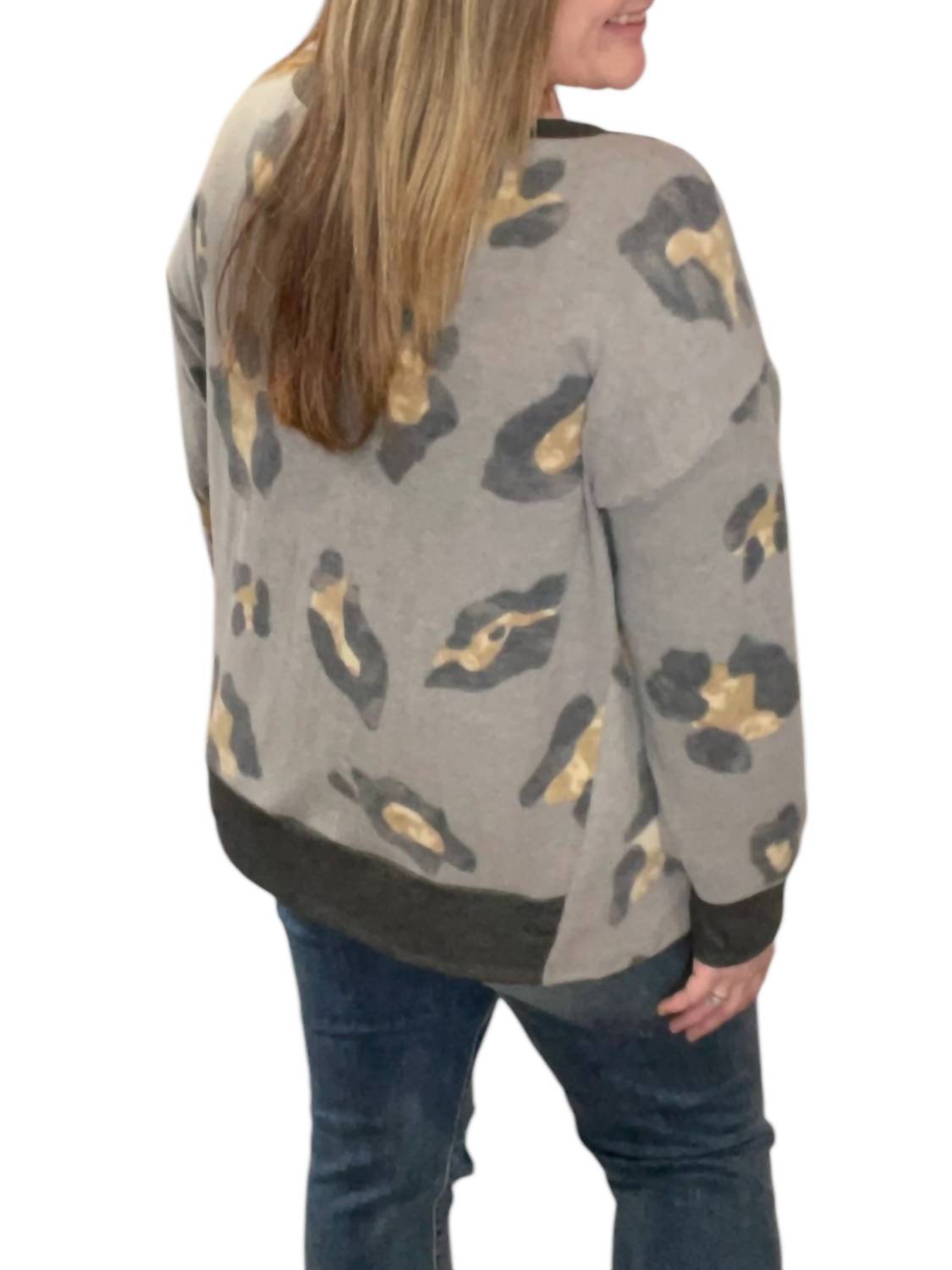 Honeyme - Leopard Kangaroo Pocket Sweater