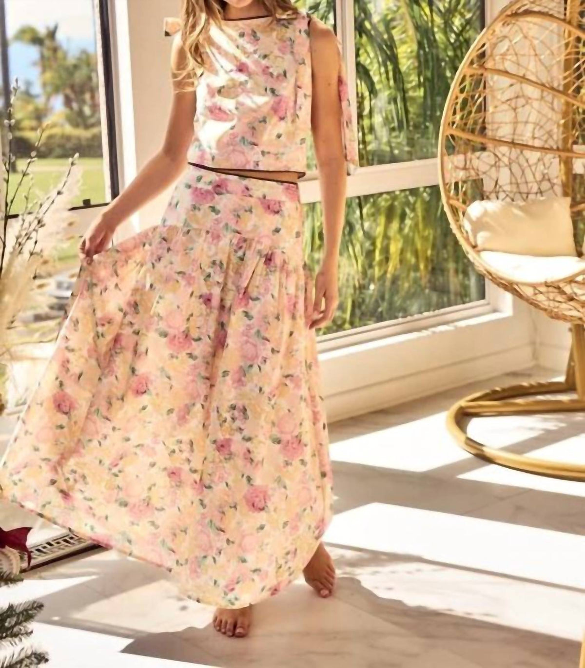 Lovlov - Elegant Vintage Floral Top & Skirt Set