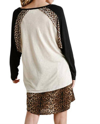 Umgee - Leopard Knot Top