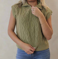 Le Lis - Half Zip Sleeveless Cable Sweater Top