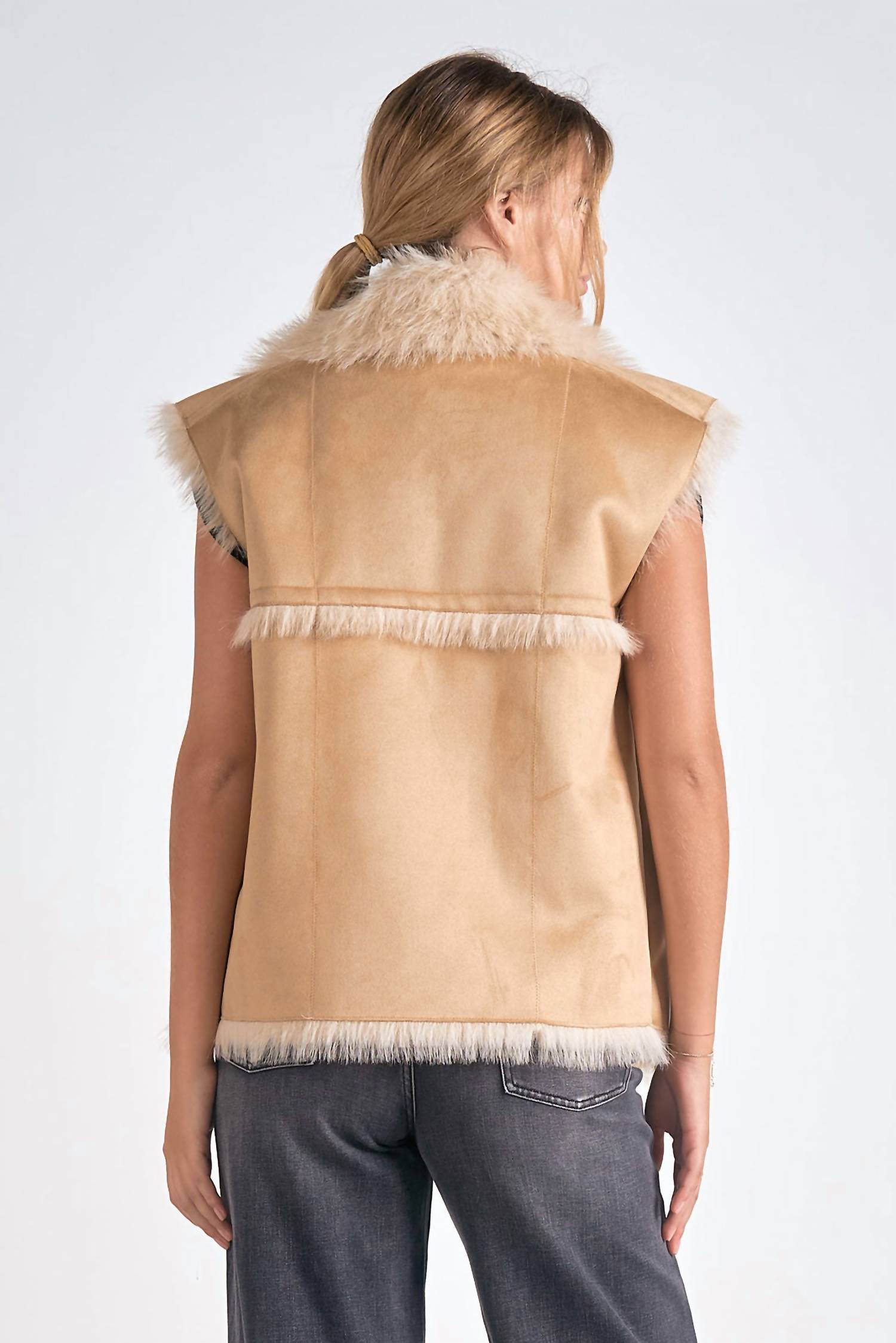 ELAN Eloise Long Faux Fur Vest in beige - women's cardigan - detail view