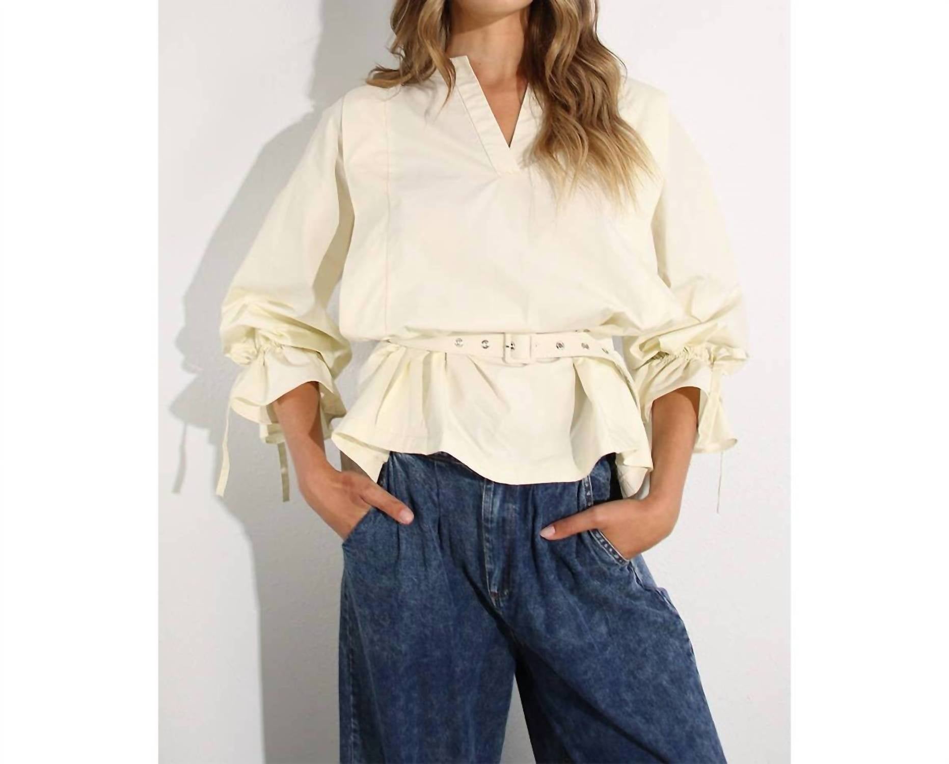 Mulla - Pleated In Back Cotton Blouse