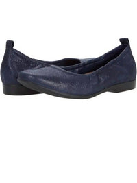 Clarks - Women's Un Darcy Vibe Shoes