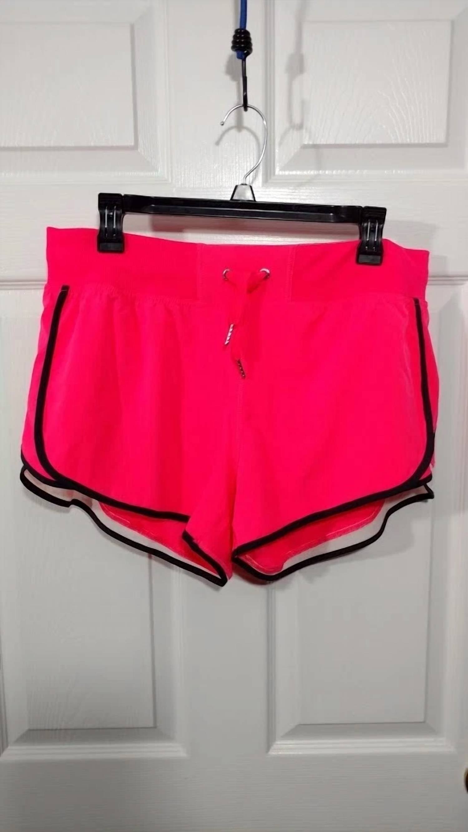 Calvin Klein - Women's Training Athletic Shorts