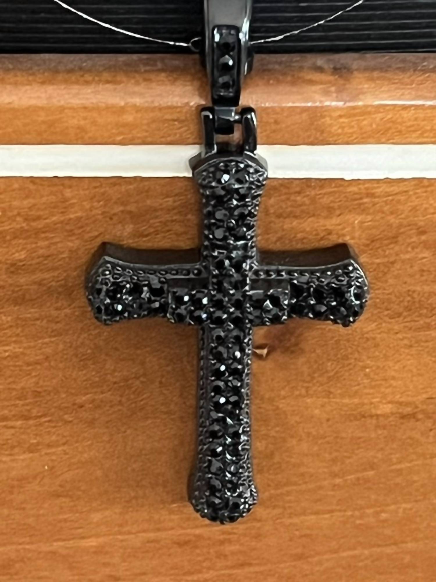 Faire - BLACK STONE CROSS-UNISEX