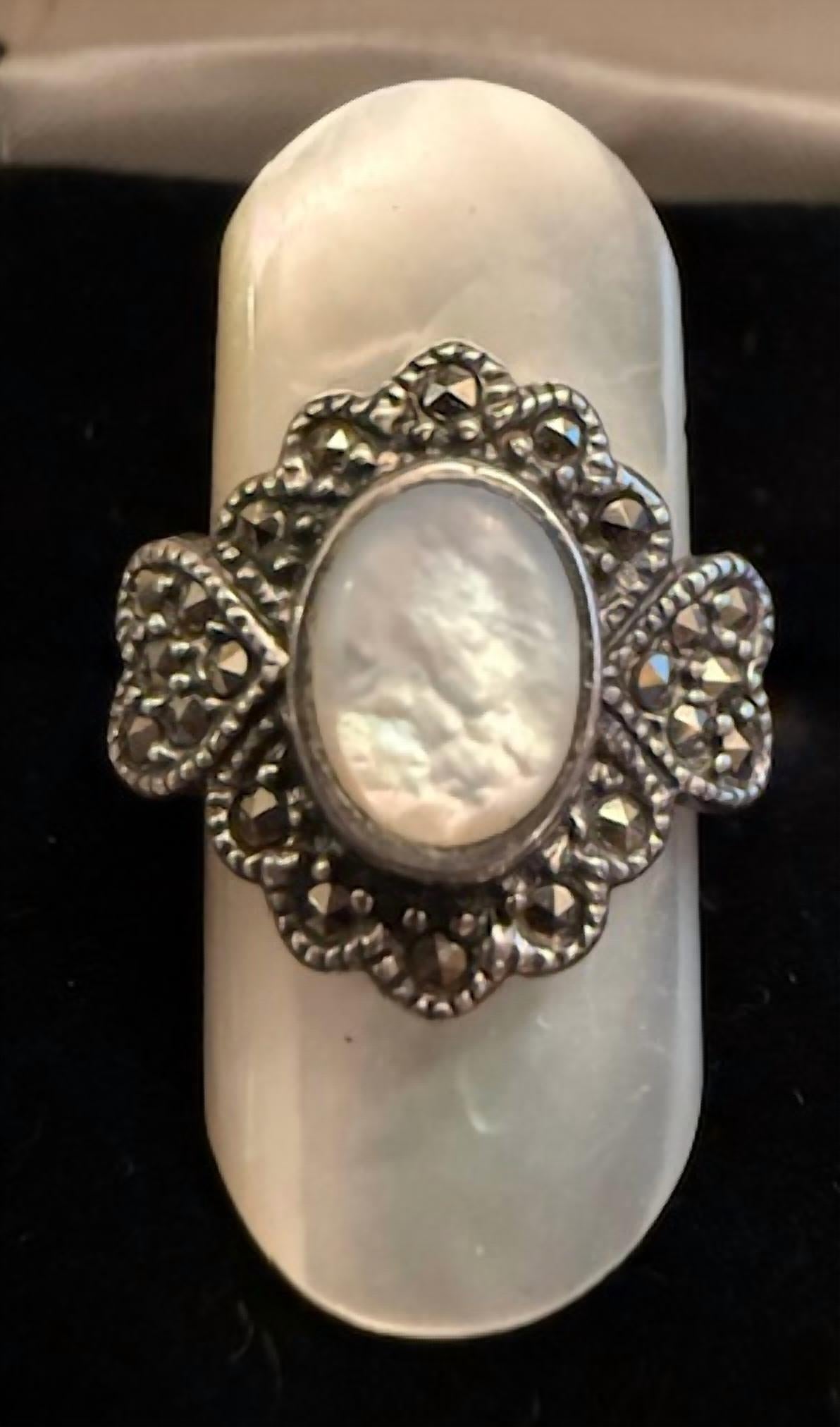 P & K Jewelry WOMEN'S MARCASITE MOTHER OF PEARL RING in silver - women's jewelry