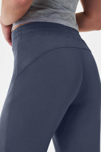 Spanx - Airessentials Tapered Pants