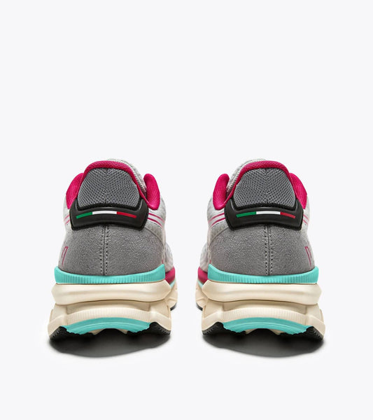 Diadora - Women’s Atomo V7000 Sneaker