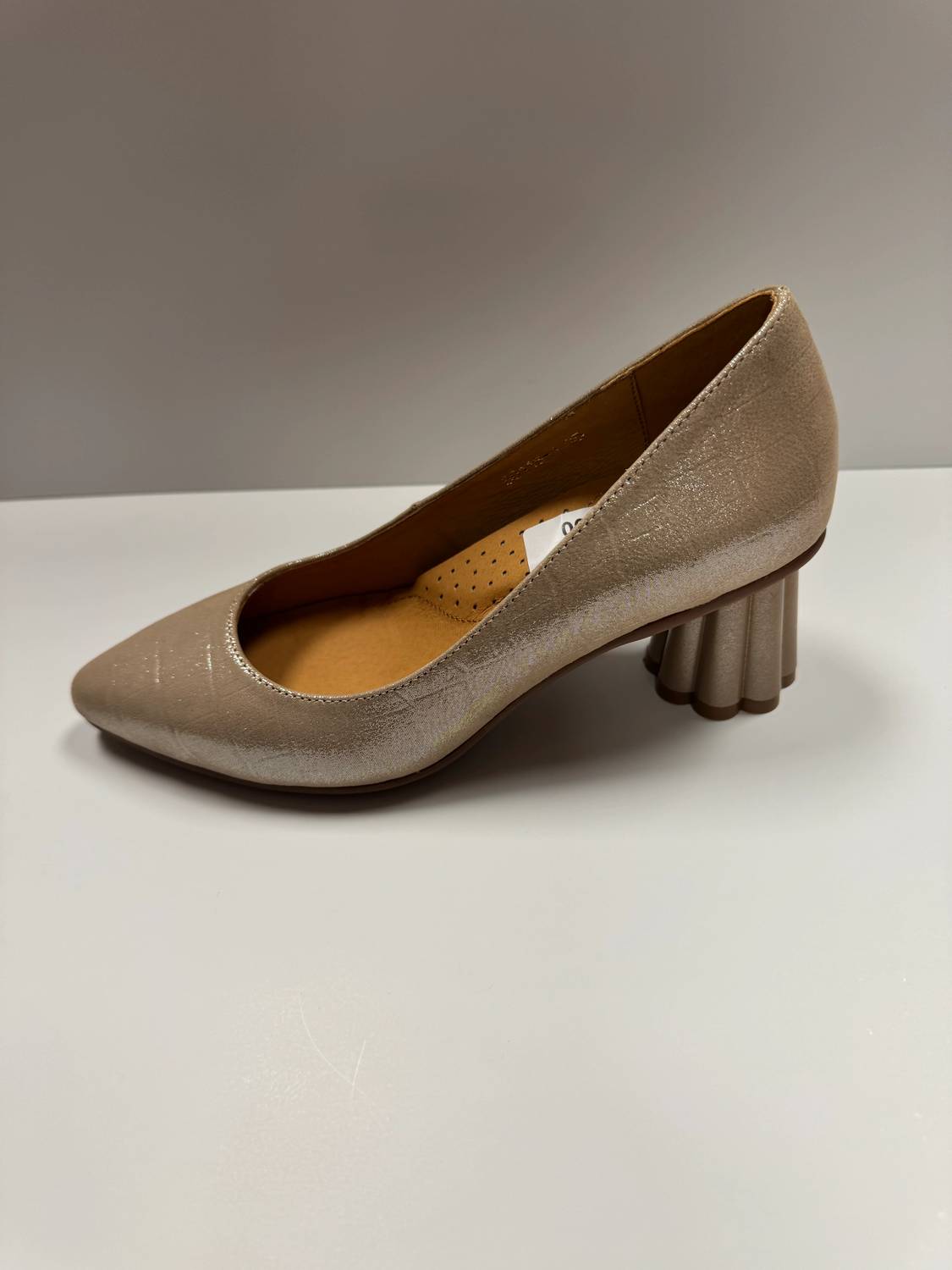 1936 - Women's Croco Print Leather Heel