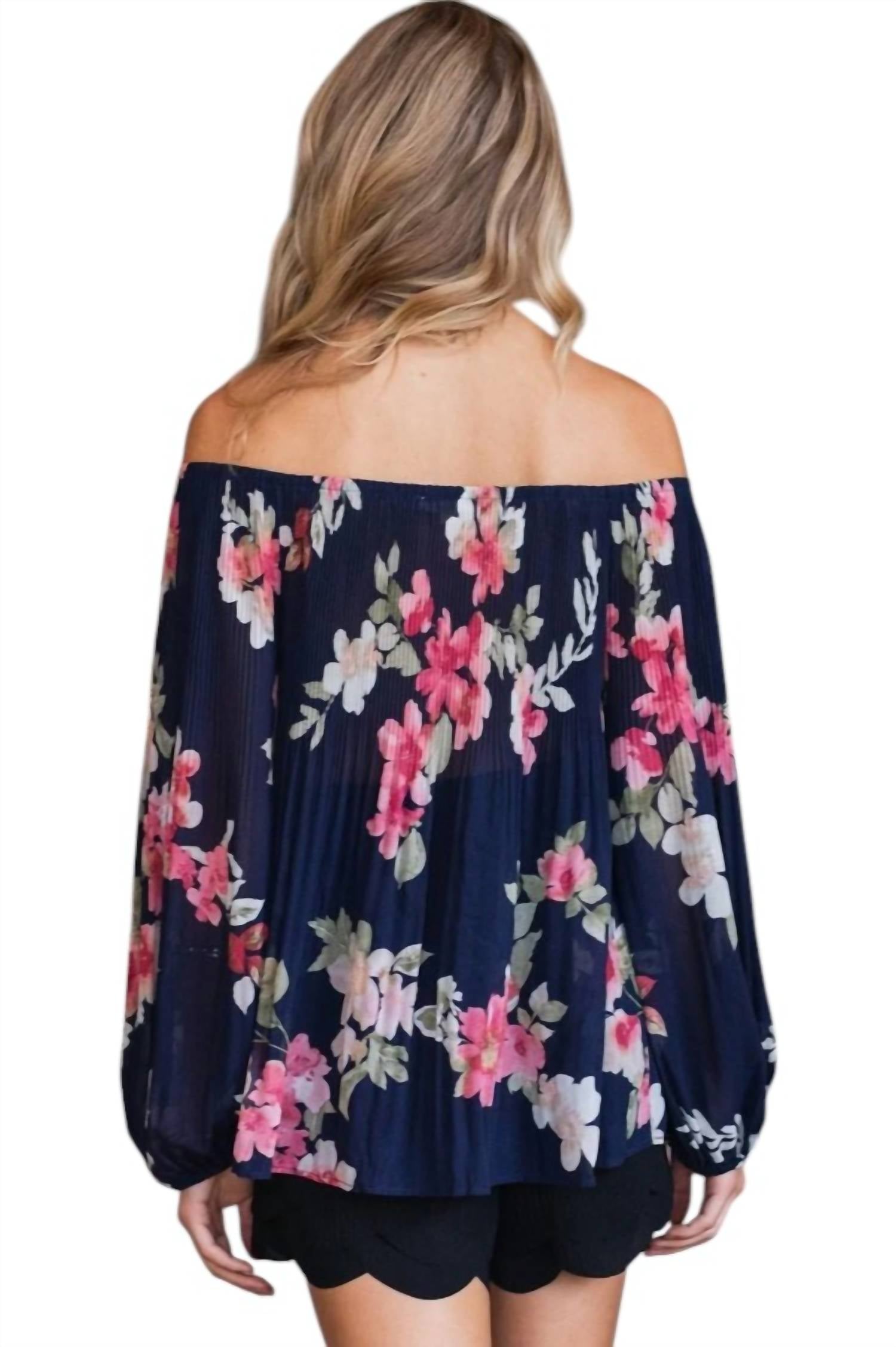Oddi - Hearts Divided Floral Blouse