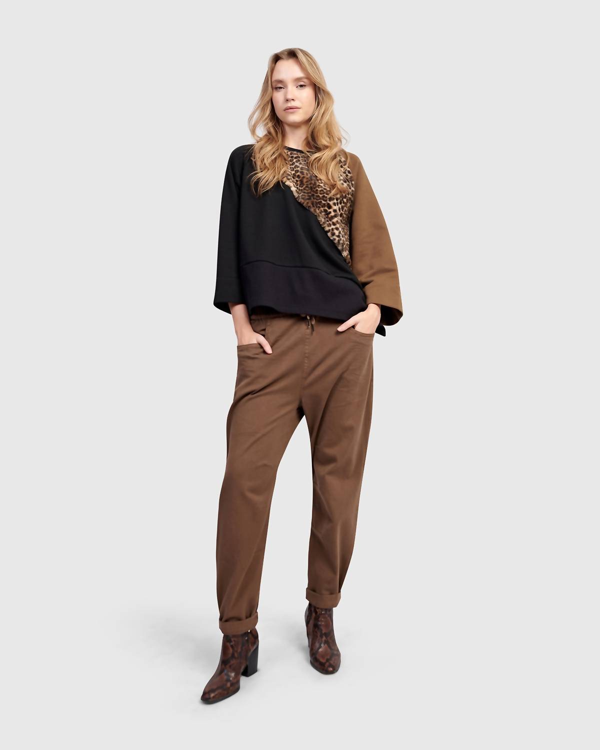 Alembika - Urban Wildling Crewneck Top