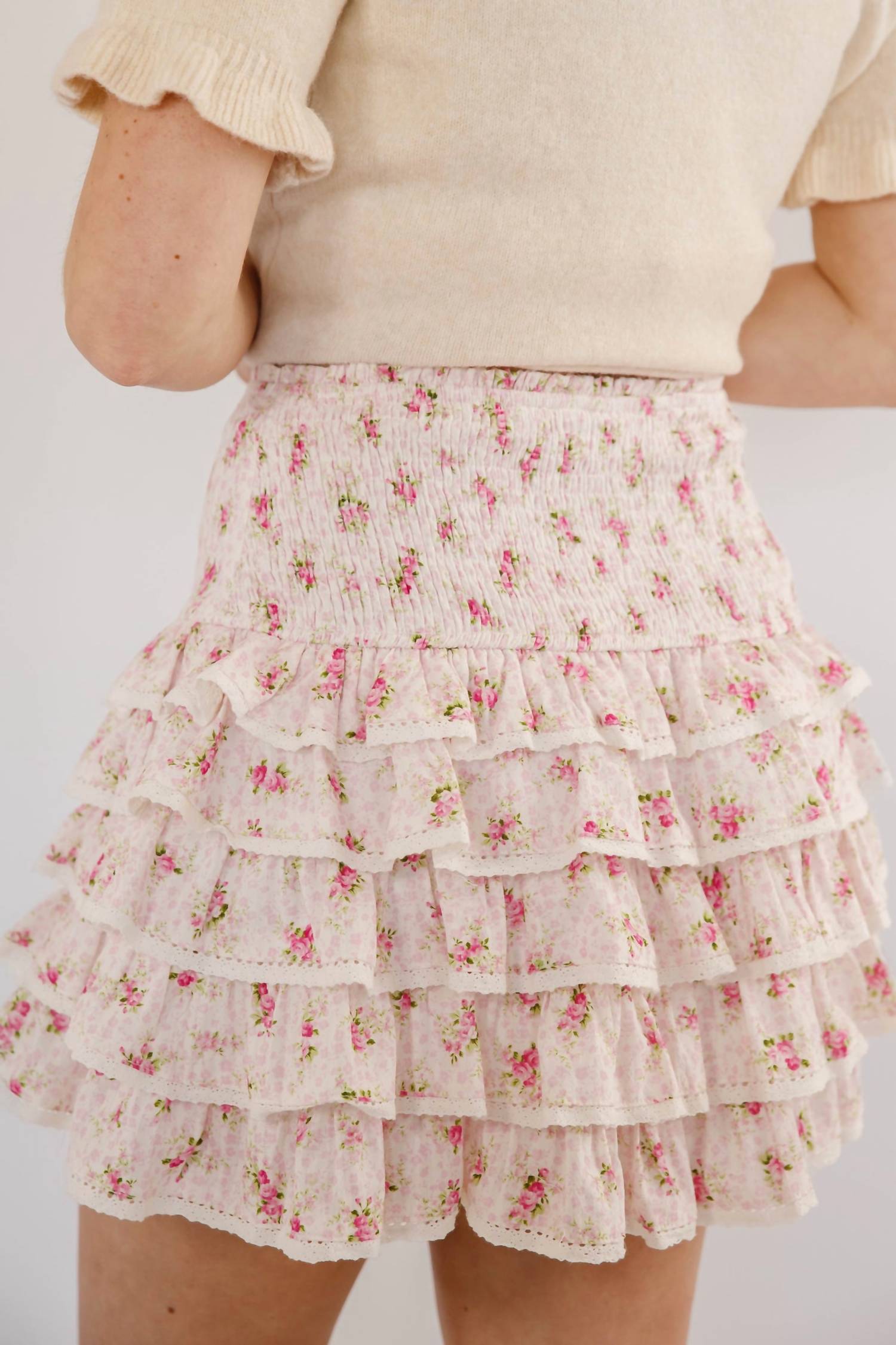 Peach Love - Dutsy Flower Ruffled Mini Skirt