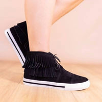 L'Amour Des Pieds - Women's Kelzey Round Toe Bootie