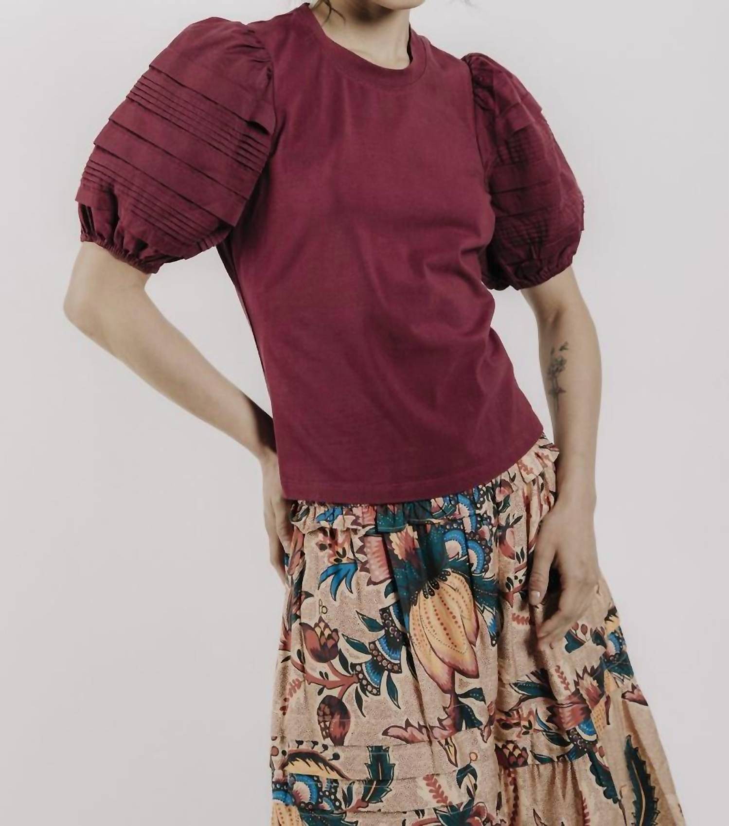 Love The Label - Dylan Short Puff Sleeve Tee