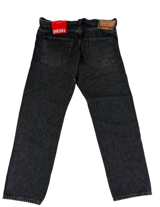 Diesel - Men's Straight Leg Denim Jeans
