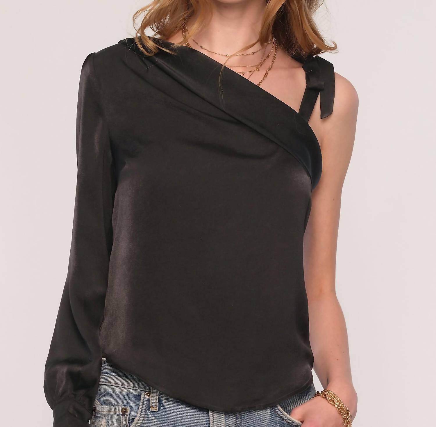 Heartloom - Reyna Symmetric Shoulder Top