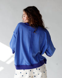 Aemi + Co - LAZY DAY CREW TOP