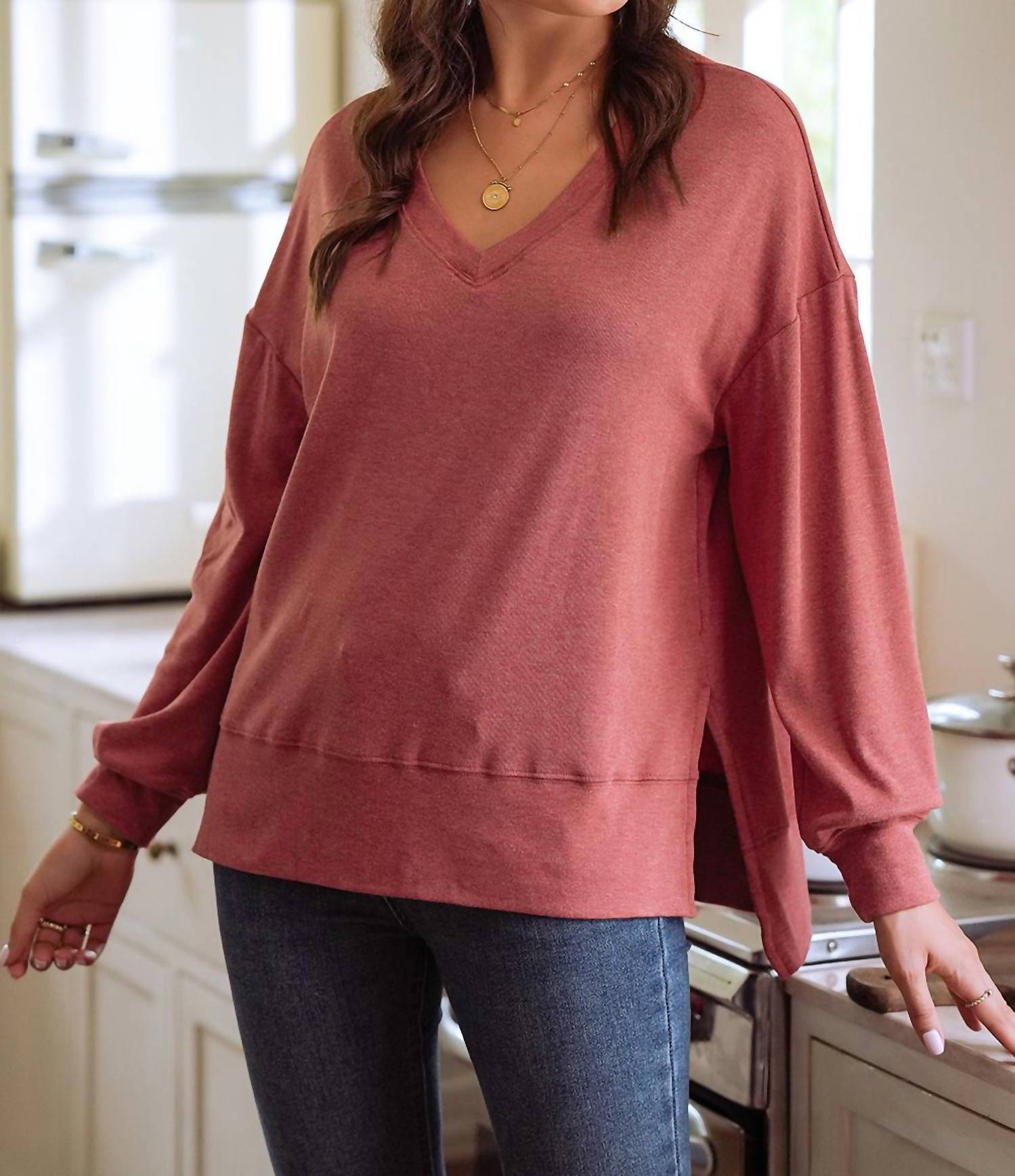 1 The Woman - Side Slits V-neck Loose Fit Tunic Top
