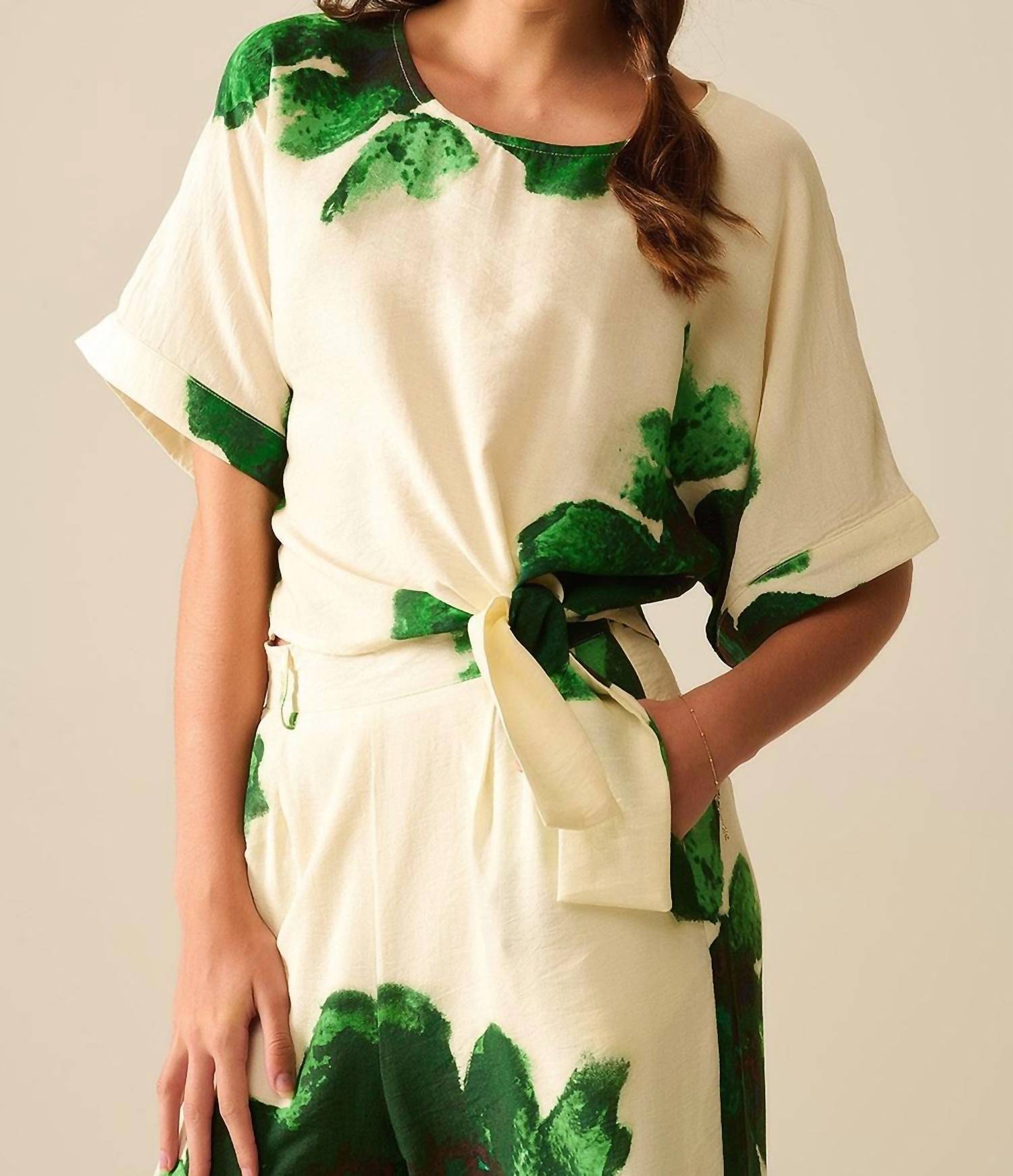 Q2 - Tropical Bloom Tie Waist Top